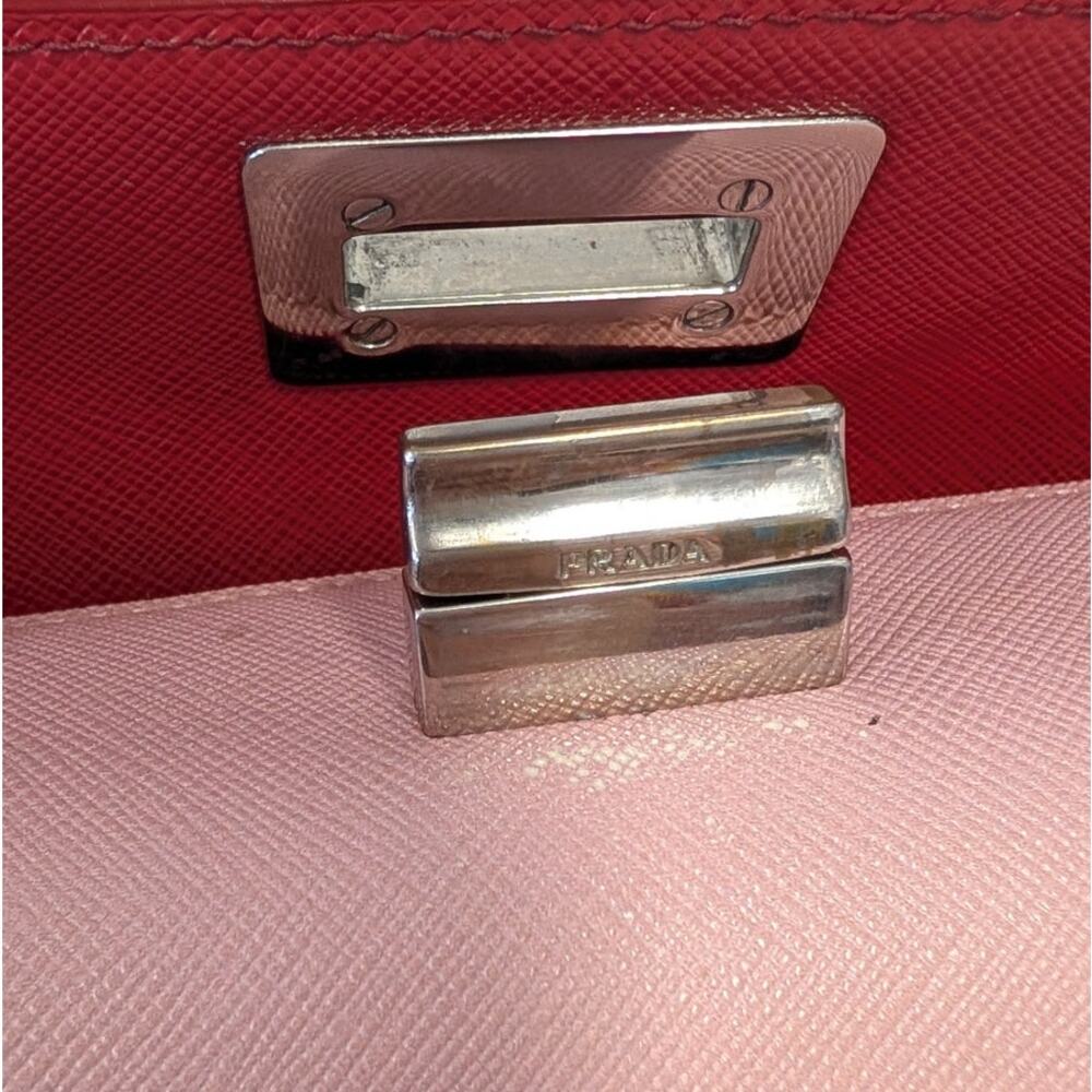 Prada Saffiano Leather Shoulder Bag Limited Edition Pop Art Portrait Red/Pink - Picture 10 of 16